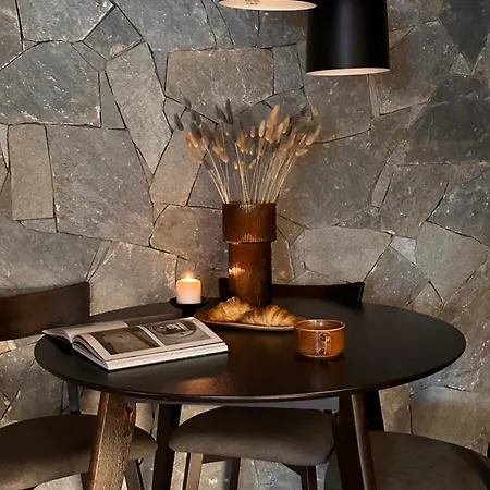شقة Coffee And Croissant *