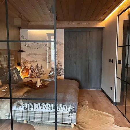 Coffee And Croissant Apartament *