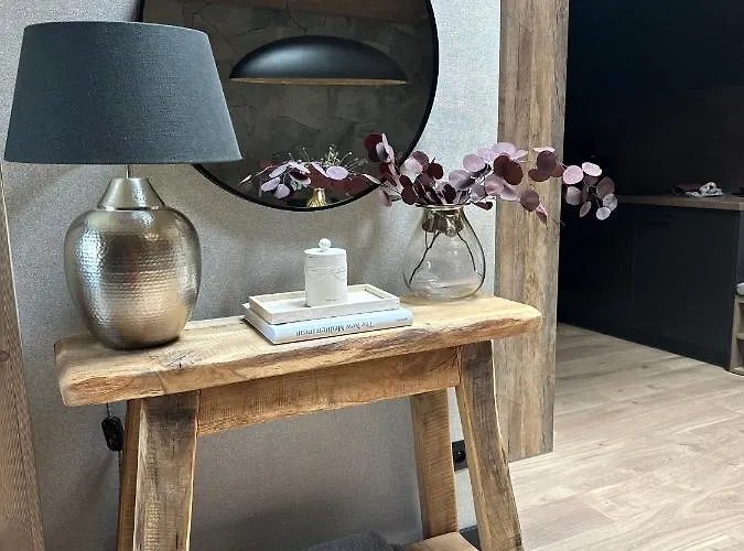 Coffee And Croissant Apartament